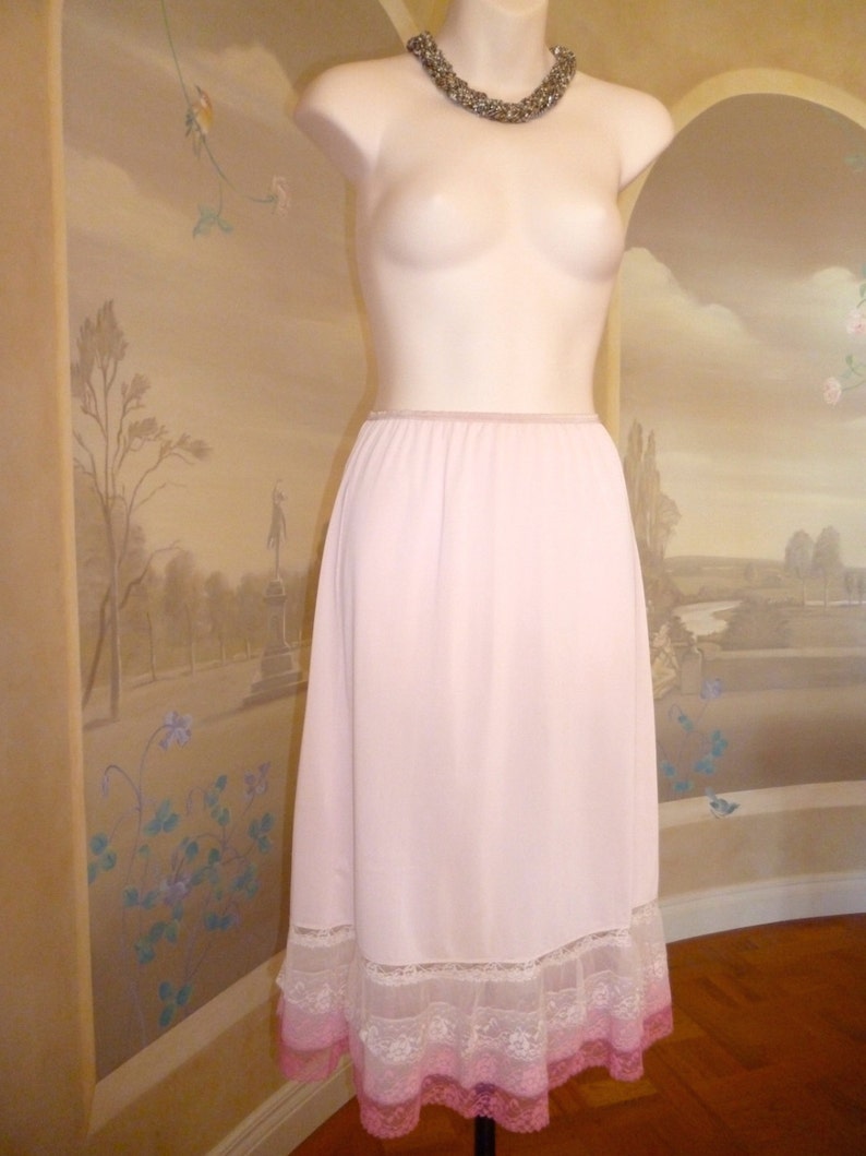 VTG Pink Silky Nylon & Lace Half Slip Size M Rockabilly Etsy