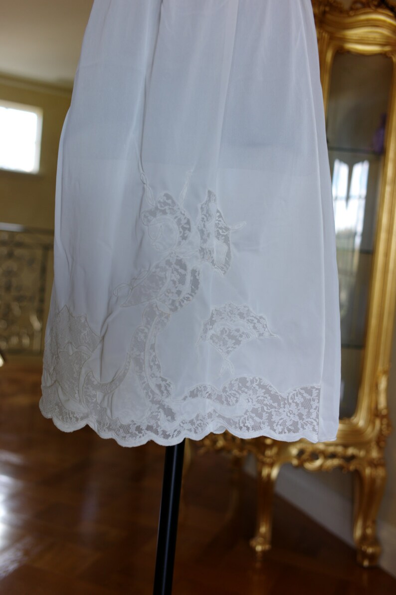 Vintage 1960s Half Slip in Bridal White Silky Satin Nylon, Size UK 10