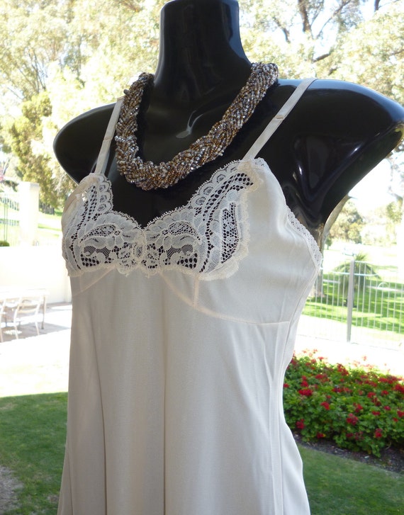 Vintage Cream Silky Sheer Nylon & Lace Full Slip,… - image 4