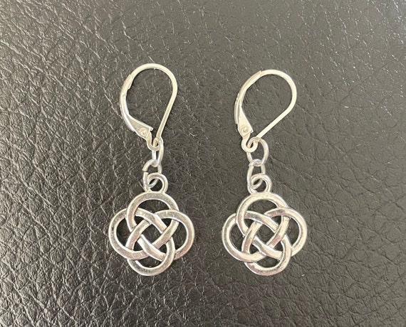 YAFEINI Orecchini Quadrifoglio In Argento Sterling 925 Con Nodo Celtico - 12mm - Ipoallergenici