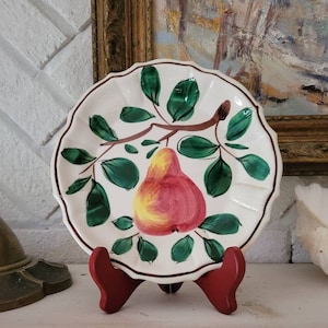 Vintage Italian Renaissance Majolica Hand Painted plate with Pear Design Salad Plate