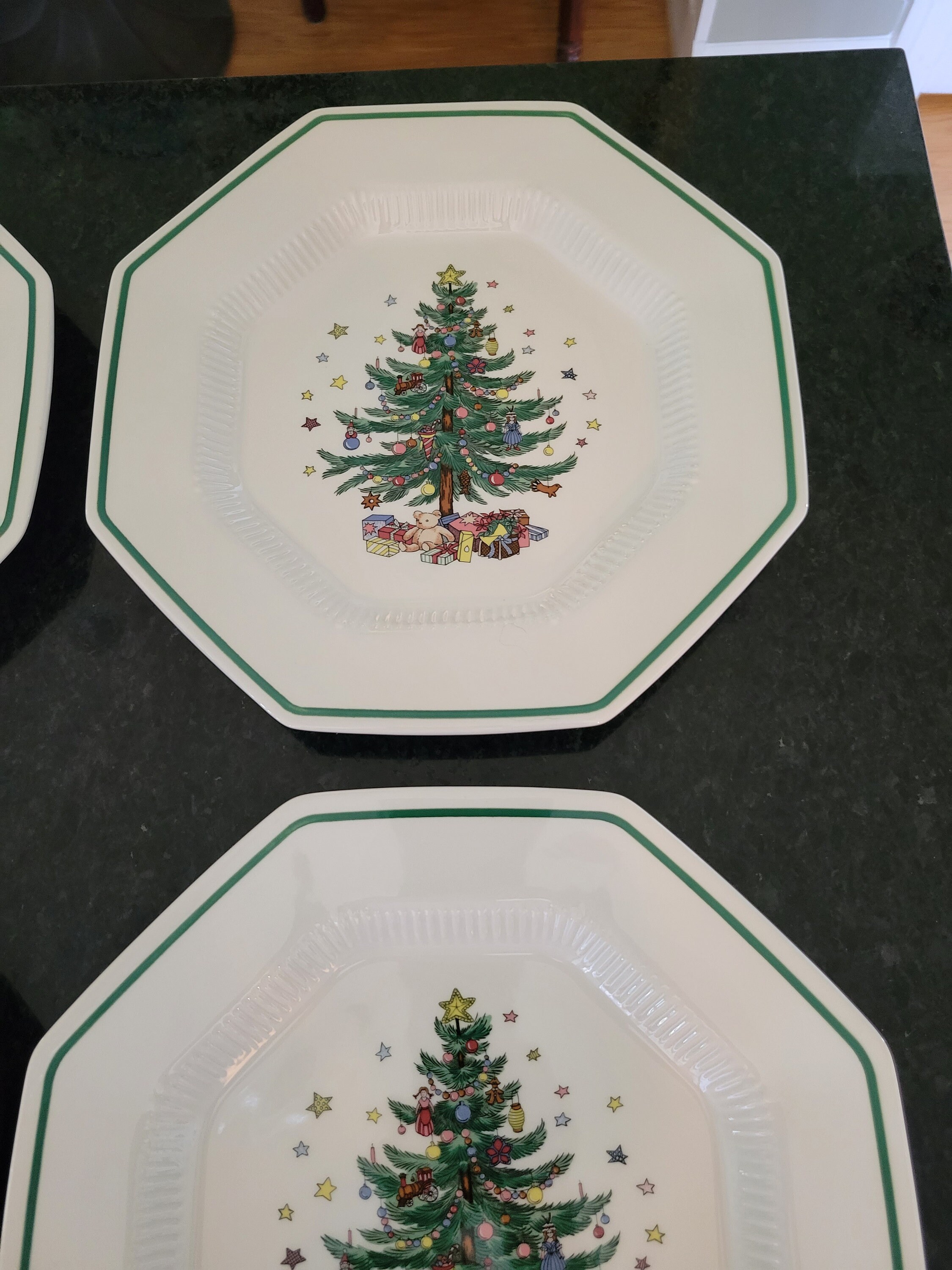 Vintage Nikko Christmastime Dinner Plates Set of 6 Made in Japan