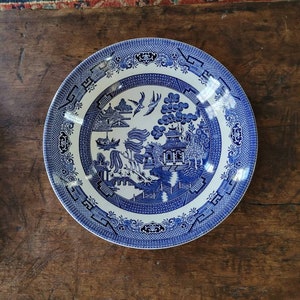 Vintage Churchill Blue Willow Serving Bowl