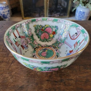 Vintage Chinese Famille Rose Rose Mandarin Bowl Chinoiserie Decorative Bowl