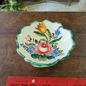 Vintage Italian Renaissance Majolica Bowl Hand Painted Italian Majolica Pottery