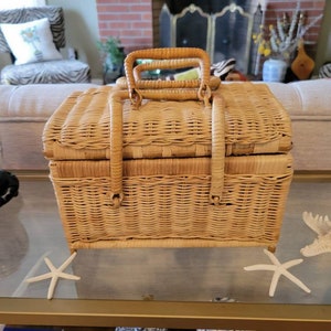 Cesta de doble asa Cesta pequeña estilo cesta de costura Cesta tipo cartera