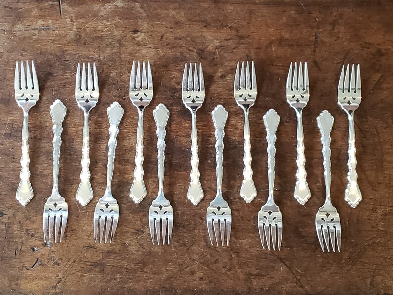 Vintage Oneida Duet Pattern Flatware 1980s Oneida Community Etsy