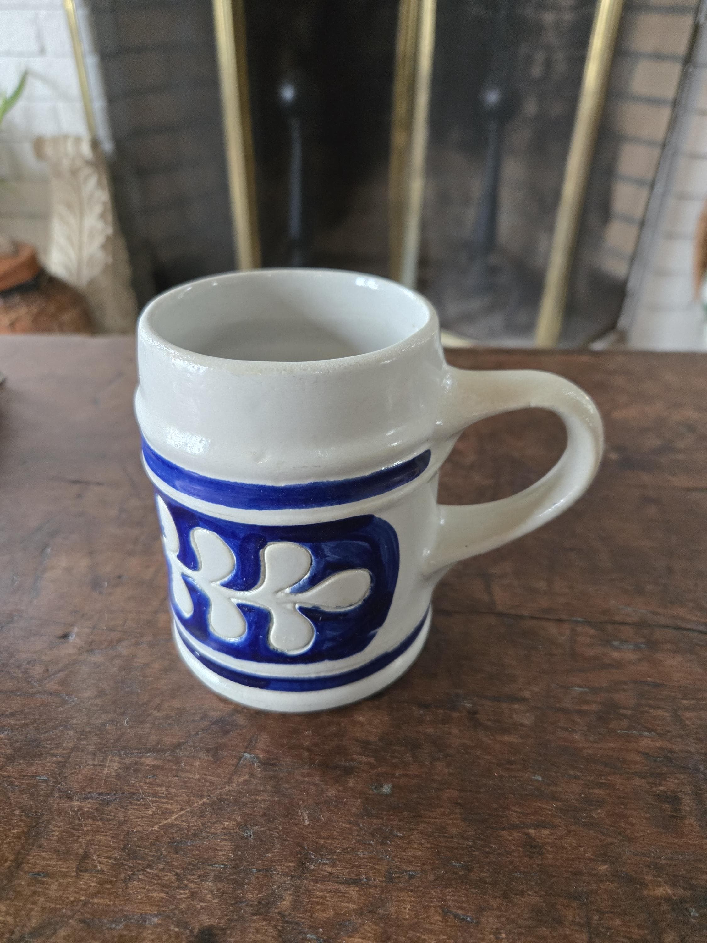 Vintage Mahogany Colonial Williamsburg Reproduction Tabletop Pedestal  Candle Stand or Riser with Weighted Base 8.5″ | Vintage Keepers, image size:2250x3000