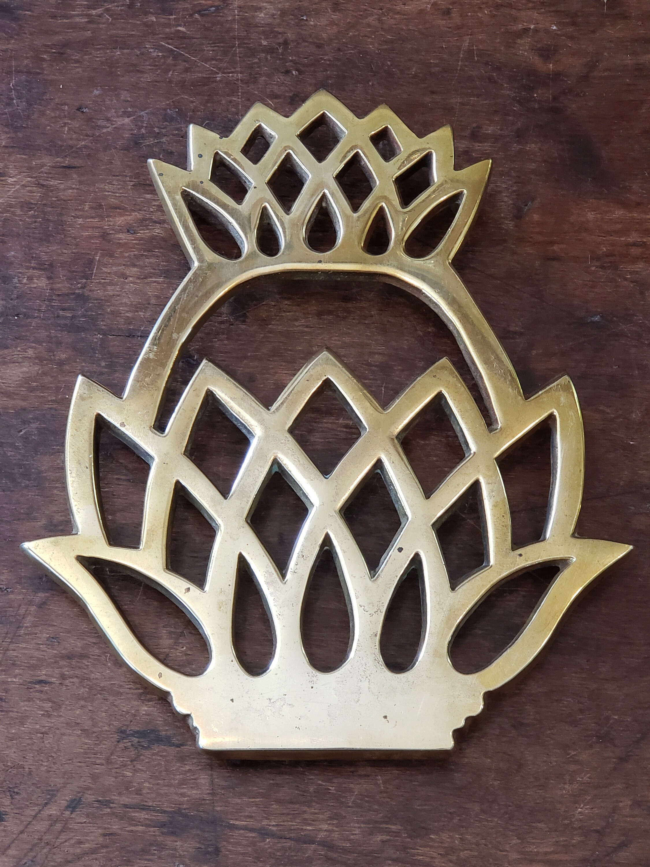 Brass Pineapple Trivet Hot Pot Pad or Pan Holder Brass Pineapple Trivet Hot Pot Pad or Pan Holder