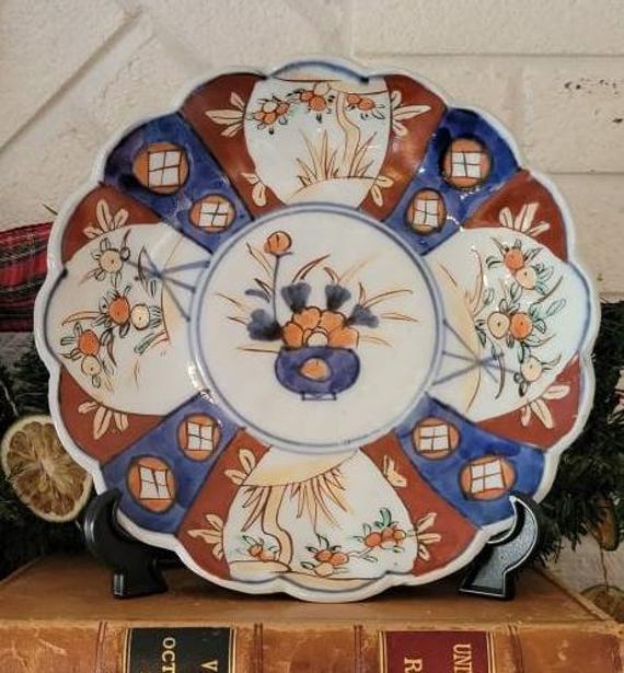 Antique Imari Plate Meiji Period 1800s Scalloped Edge Dish Darker Imari Colorway