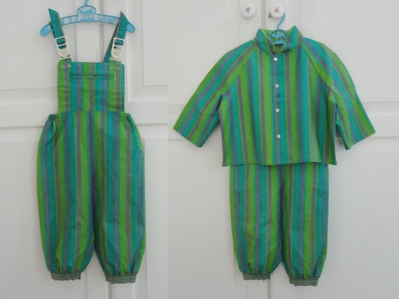 Cute 60s Vintage Children Rain Suit // Green Purpl
