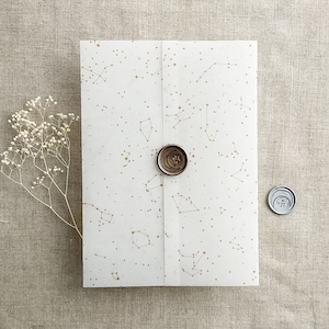 V72 Stella Celestial imprimé Vellum Wrap Veste en vélin blanc translucide pour carte 5 x 7 pouces constellation ciel étoilé