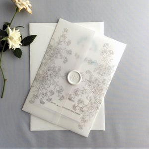 V69 Weiß transluzente Pergamenthülle kleine Wiese wilde Blumen bedruckte Pergamentverpackung für 5x7-Zoll-Karte -bezaubernde Blumen -