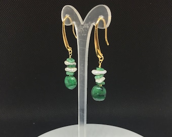 Natural Emerald and Pearl Earrings, Gemstone Earrings, Emerald Jewellery, Emerald Green Earrings, May and June Birthstone, Ivory Pearl