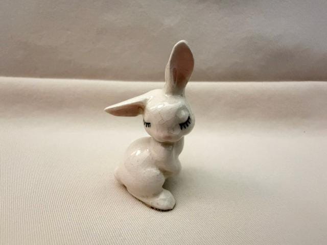 Hagen Renaker Bunny - Etsy