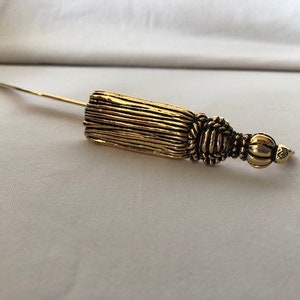 Vintage Gold Tassle Bookmark