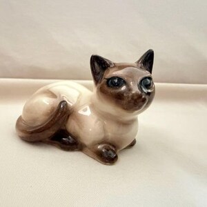 Vintage Miniature Brad Keeler Siamese Kitty Cat Figurine
