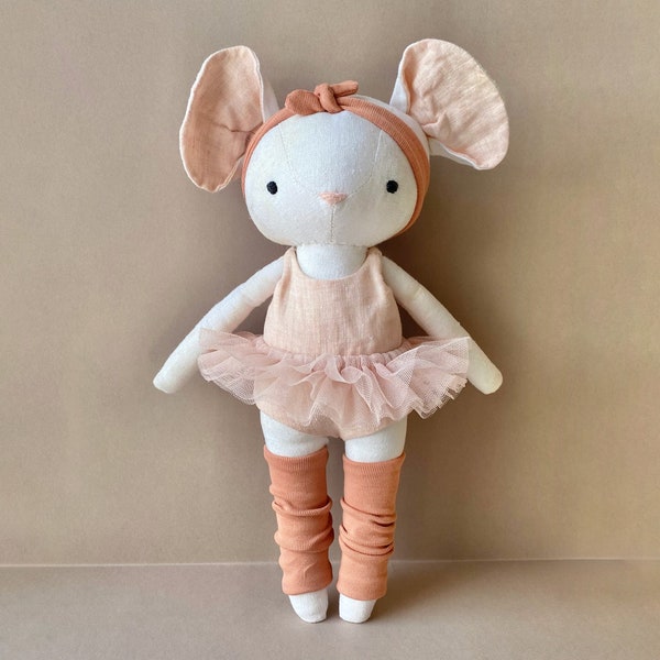 Mouse with Ballerina Outfit - Instant Download Sewing Pattern. DIY soft toy, cuddly rag doll in organic linen or cotton.