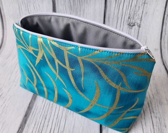 makeup bag, makeup pouch, cosmetic bag, cosmetic organizer, travel bag, toiletry bag women travel, makeup storage, makeup organizer