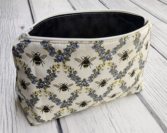 makeup bag, makeup pouch, cosmetic bag, cosmetic organizer, travel bag, toiletry bag women travel, makeup storage, makeup organizer