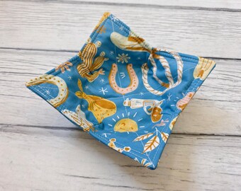 Western cowboy Microwave Bowl Cozy: Insulated Cotton Hot Pad