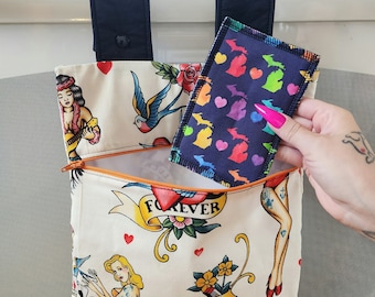 Bolsa impermeable para colgar: toallitas húmedas, pañales y esponjas ecológicas - Hecho a mano en Michigan
