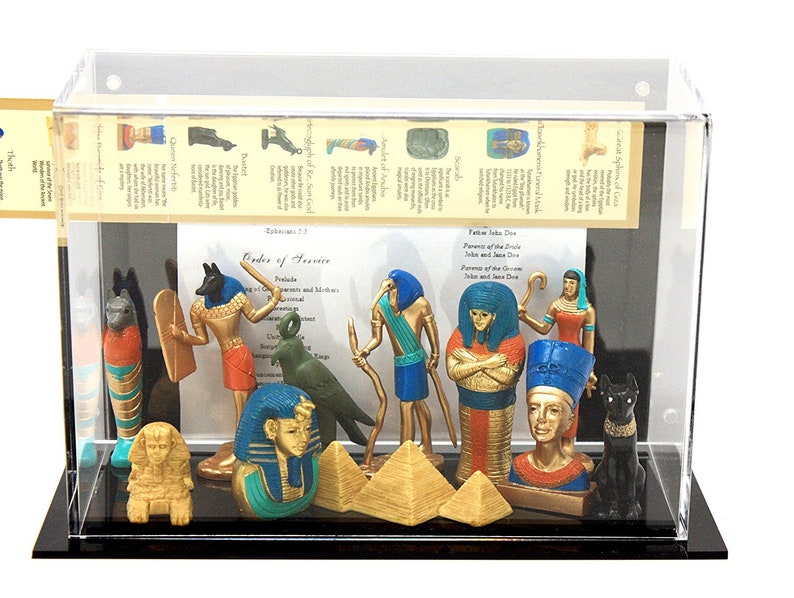 Deluxe Clear Acrylic Memorabilia Display Case image 6