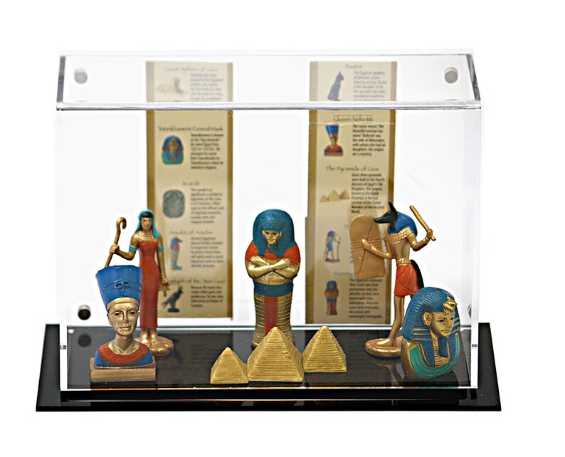 Deluxe Clear Acrylic Memorabilia Display Case image 1