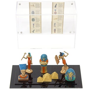 Deluxe Clear Acrylic Memorabilia Display Case image 7