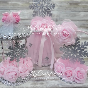Baby Its Cold Outside/Winter Wonderland/Winter Onederland/Snowflake Birthday/Snowflake Baby Shower/Winter Baby Shower/Winter Centerpiece