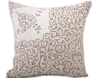 Lacey Pillow