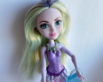 モンスターハイ G1 クローディーン・ウルフ人形：I Love Fashion、衣装
