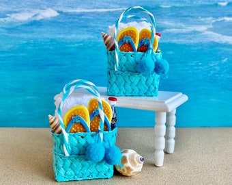 Miniature beach bag, dollhouse beach miniatures, 1:12 scale beach dollhouse flip flops, beach dollhouse