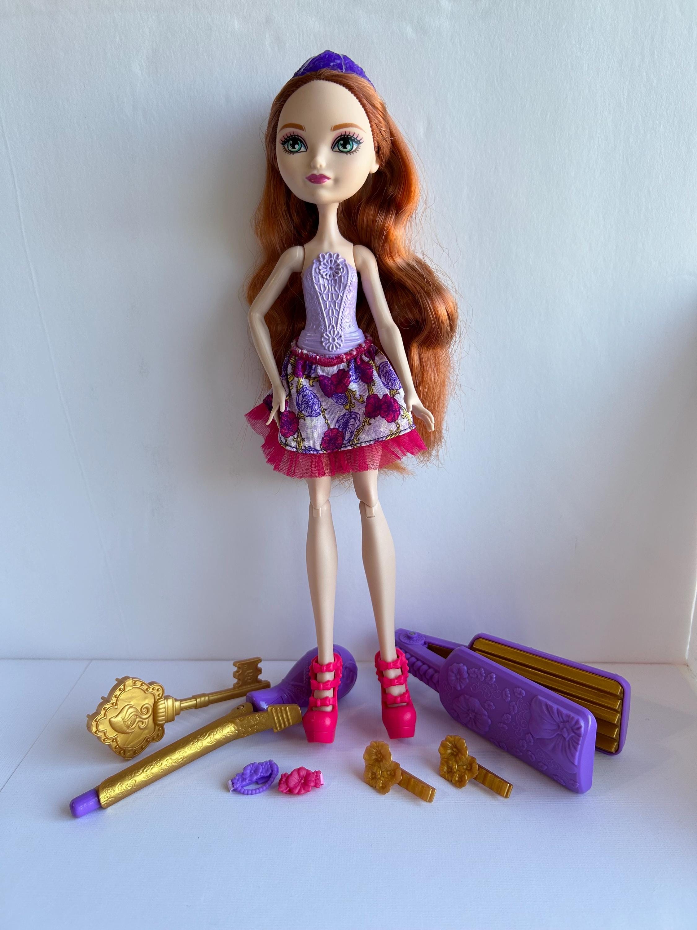 Ever After High doll, Hairstyling Holly O’Hair doll, vintage doll, mattel doll