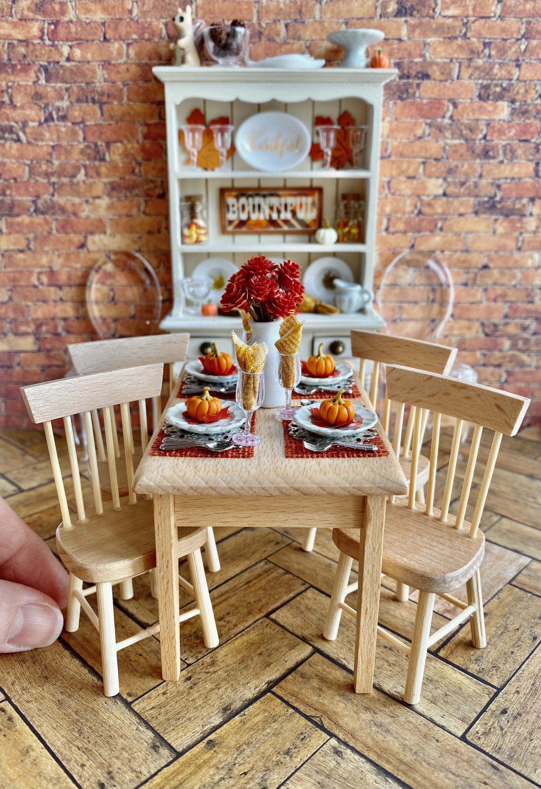 table to put dollhouse on