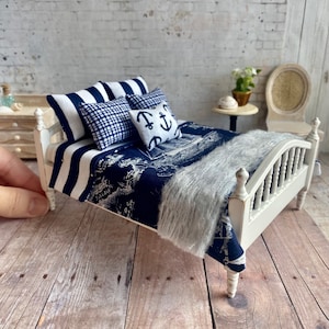 1:12 scale Dollhouse bedding, handmade Dollhouse pillows and comforter, miniature beach bedroom