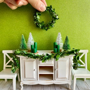 Miniatur Weihnachtsgirlande und Kranz, puppenhauskranz, puppenhausgirlande, faux weihnachtskranz