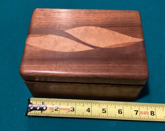 Stunning jewelry/display box with wood inlay