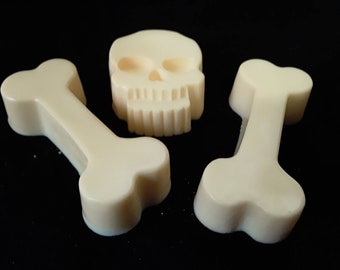 Skull and Cross Bones Gift Pack of Goats Milk Soap, 3 Pack of Scented Soaps, Made to Order, Skull and Cross Bones Soap, Pirate Theme Soap