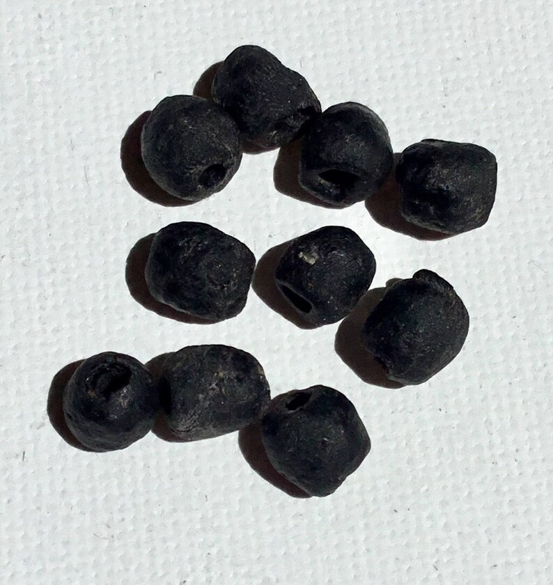Handmade Rustic Black Small Recycled Glass Beads Jewellery Supply Beading Fair Trade from Ghana Size 5-7mm Pack of 1020 Beads