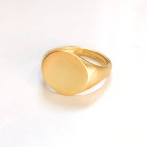 Personalized 18K Gold Matte Signet Ring For Men And Women, Bespoke Pinky Jewelry With Brushed Finish, Greek Initial Ring In Solid Gold,