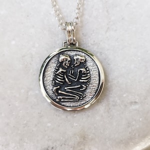 Gothic Jewelry Couples Necklace Eternal Love Lover Necklace Memento Mori Celtic Jewelry Triquetra Necklace Sterling Silver Necklace Halloween Jewelry Unique Gift Decoration Necklace Gift of Love