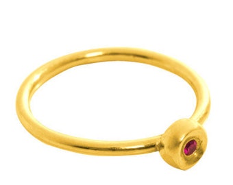 Ruby Ring, 18k Solid Gold Dainty Promise Ring, Minimal Stackable Ruby Ring, Dainty Engagement Ring, July birthstone