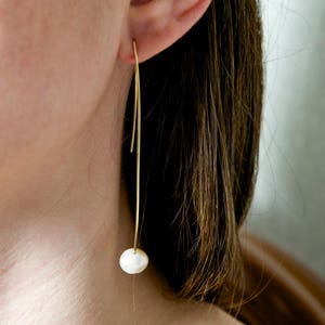 Statement long Pearl Earrings, 18K Solid Gold, Minimalist Long Wire Earrings, Delicate Modern Pearl Hooks, Woman's Hoops, Bridal Jewelry