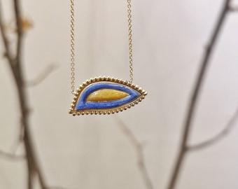 Ręcznie robiony naszyjnik z greckim wisiorem złego oka wykonanym ze złota 14K, niebiesko-żółta emalia, wyjątkowy amulet
