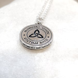 Eternal Love Skeleton Necklace, Silver Engraved Memento Mori Necklace, Stoic Pendant, Amor Fati, Goth jewelry, Gift for lover, Men Gift