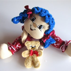ITH Embroidery 5x7 hoop Doll Bambola Lauretta