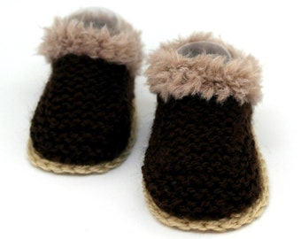 Baby boy booties knitting pattern, Baby boy slippers, Ugg booties, Baby knitting pattern, Baby fur booties, Baby Girl Booties, Brown Booties