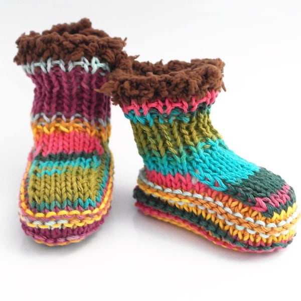 Pattern baby booties, Baby boy slippers, UGG booties pattern, Baby uggs, Baby knitting pattern, Baby girl booties, Baby shoes, Baby booties