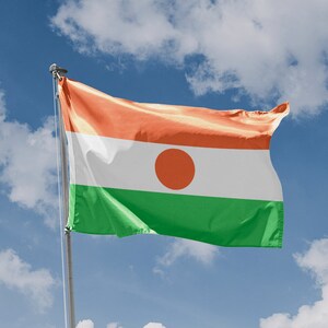 Republic of Niger Flag Unique Design Print High Quality Materials Size 3x5 Ft / 90x150 cm Made in EU image 2